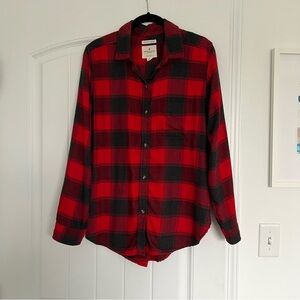 American Eagle 90s Grunge Red Plaid Lumberjack Boyfriend Flannel Oversized Shirt